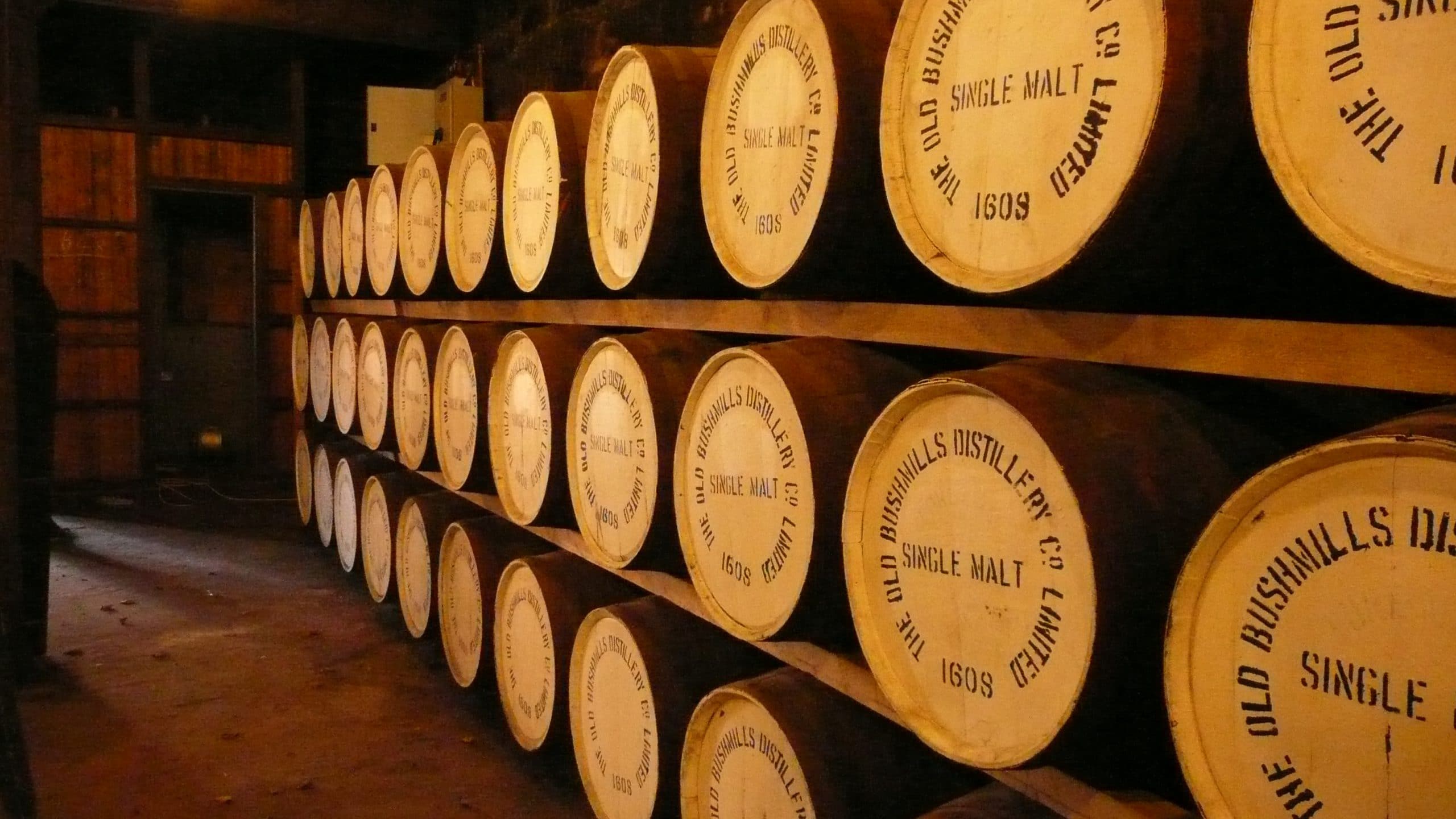 La antigua destilería Bushmills - Yves Cosentino - cc