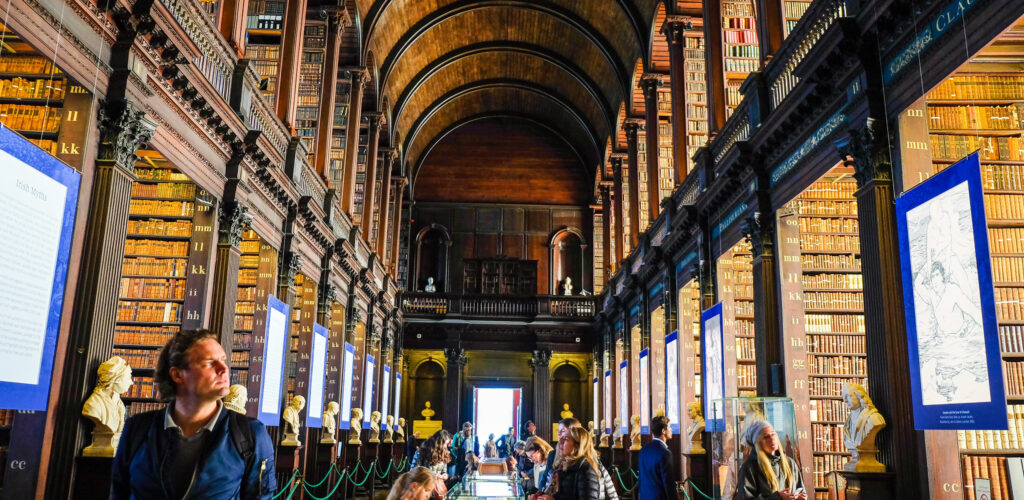 Coronavirus: el Trinity College de Dublín cierra sus puertas