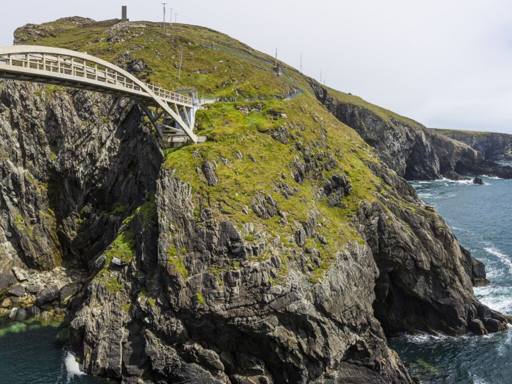 Mizen Head - © Aquarius