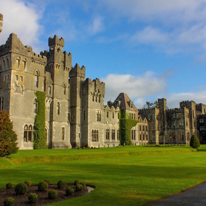 El Castillo Ashford 1 Le Ashford Castle – Bob Familiar – cc