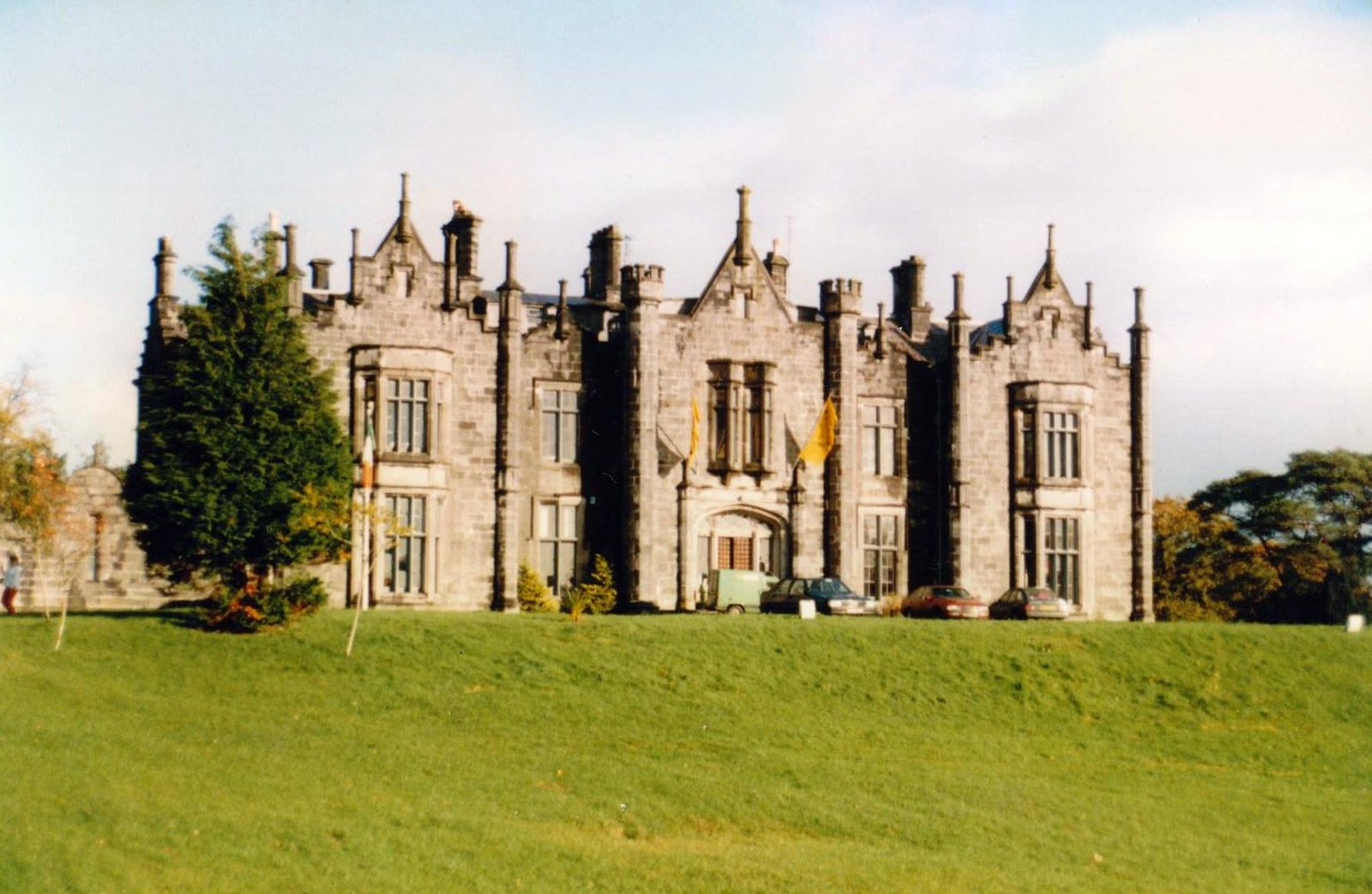 Castillo de Belleek - Warren Smart - cc