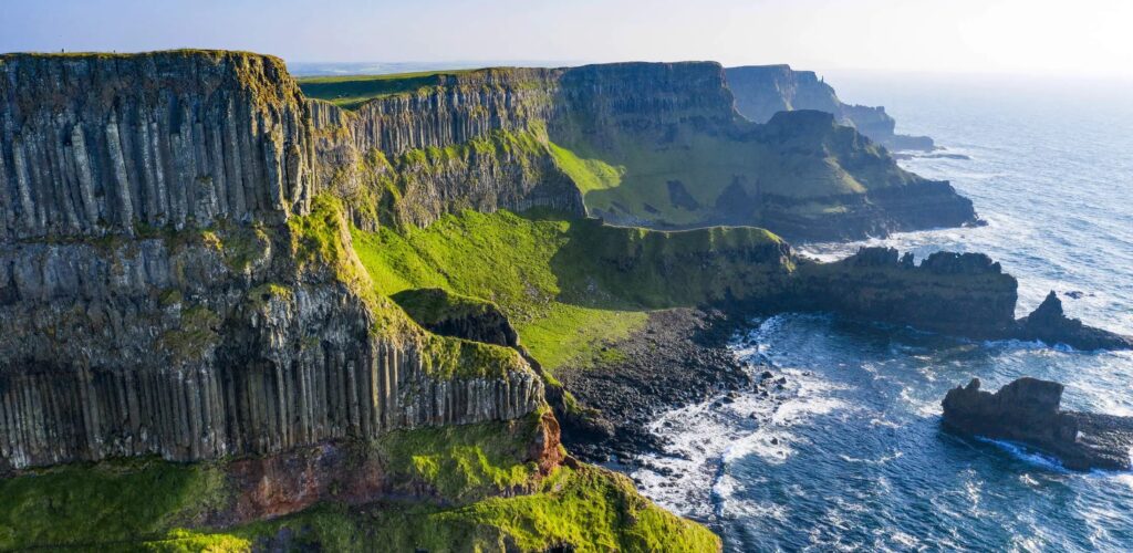 Entender Irlanda del Norte: la nueva experiencia que da vida a los paisajes
