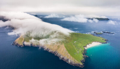 Vista aérea de la isla Great Blasket - © Tom Archer