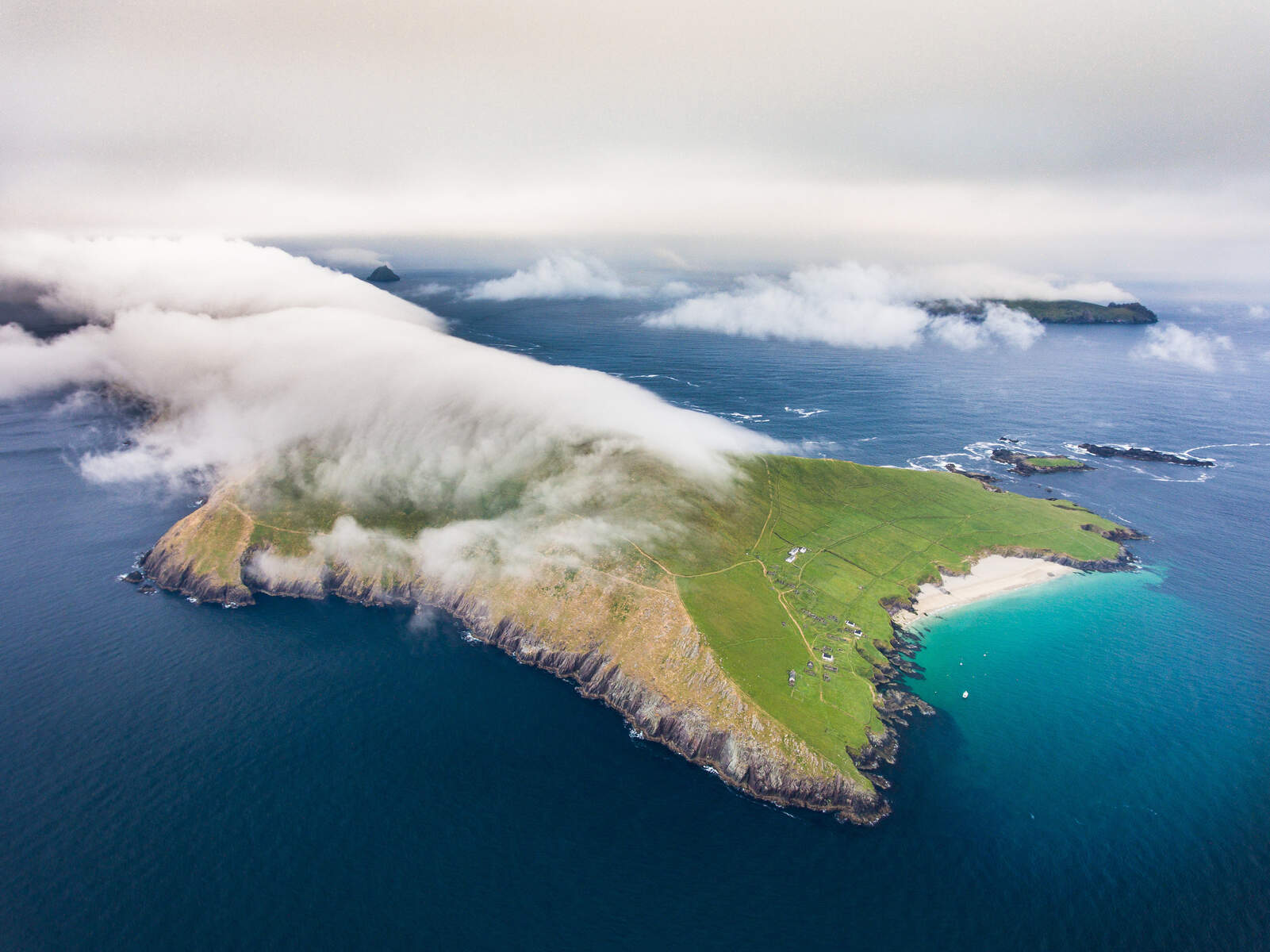 Vista aérea de la isla Great Blasket - © Tom Archer