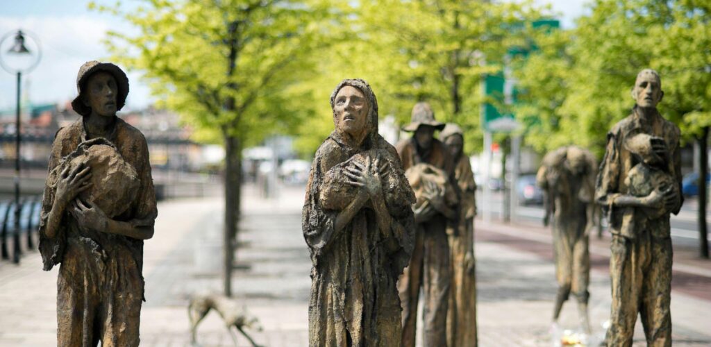 Monumento a la Gran Hambruna, Dublín - PROSPER MBEMBA KOUTIHOU -Pexels