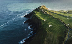 El faro de Old Head en Kinsale y su campo de golf - ©Old Head Golf Links