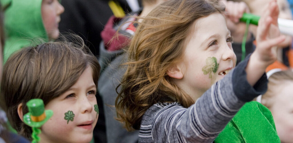 Día de San Patricio en Belfast - Brian Morrison - Oficina de Turismo de Irlanda del Norte