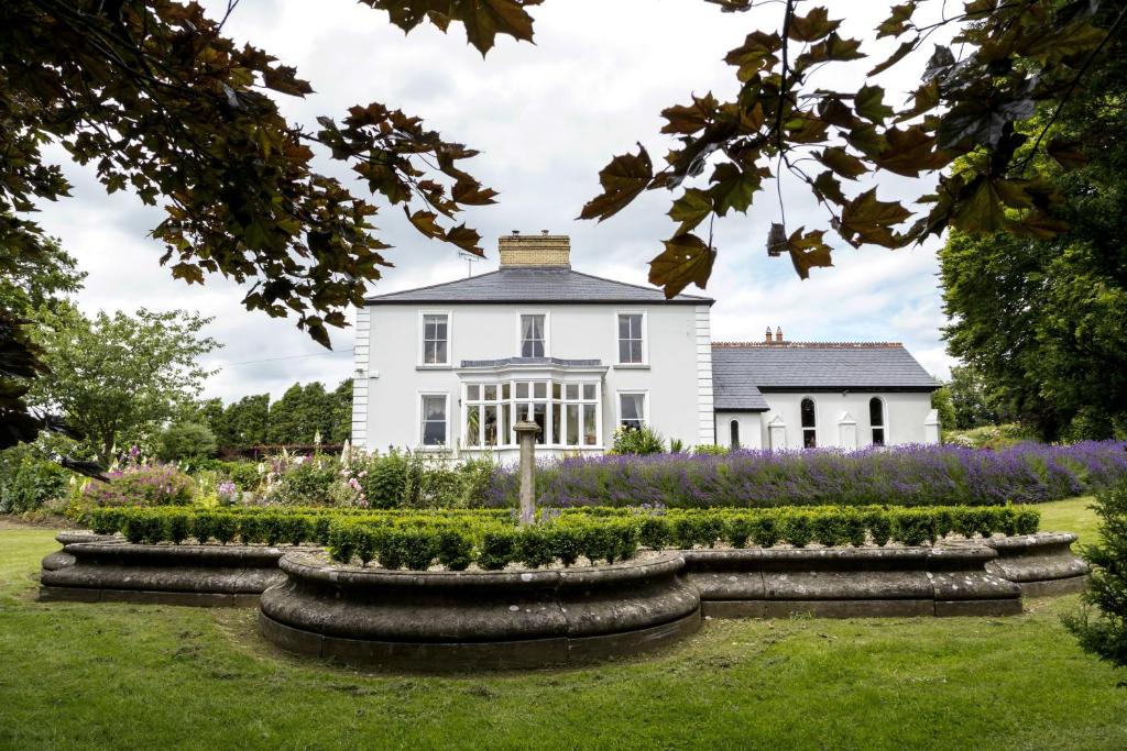 College Hill House