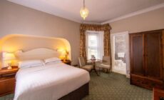 Foyles Hotel