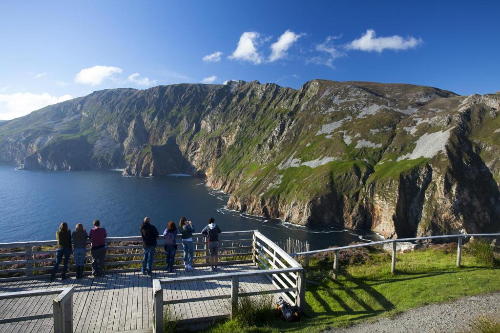 Glencolumbkille House - Self Catering Rooms