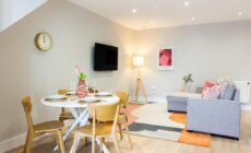 Guestready – Encantando o apartamento 2BR no Newmarket Hall