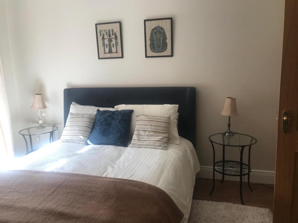 Ladysbridge private room