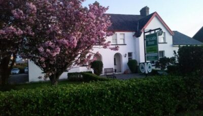 The Old Cable Historic House & Seafood Restaurant