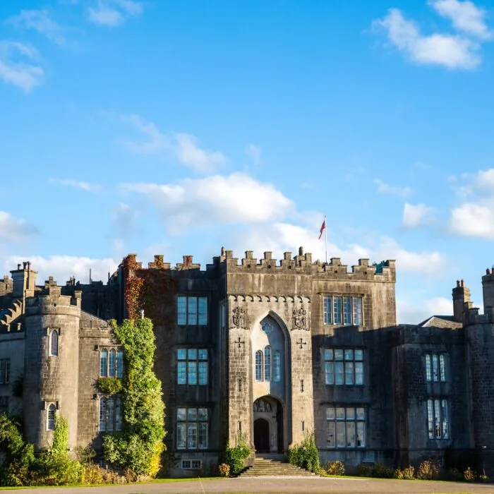 Le Birr castle - © aleksred