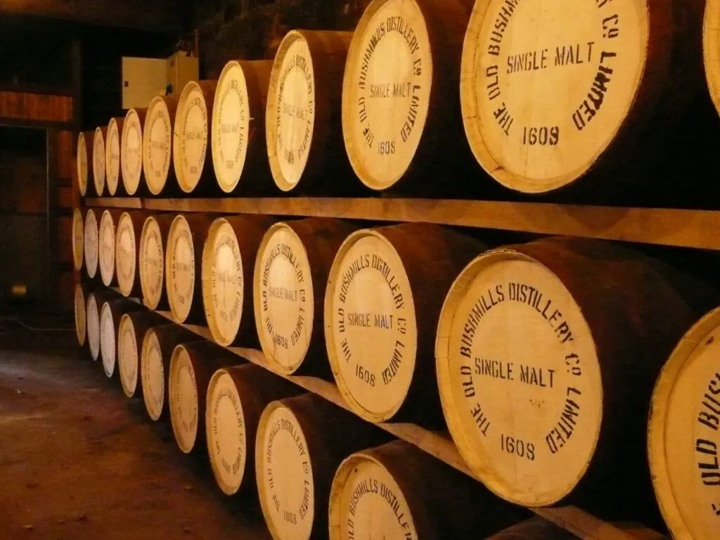 La antigua destilería Bushmills - Yves Cosentino - cc