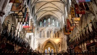 La catedral de San Patricio de Dublín y su torre gótica