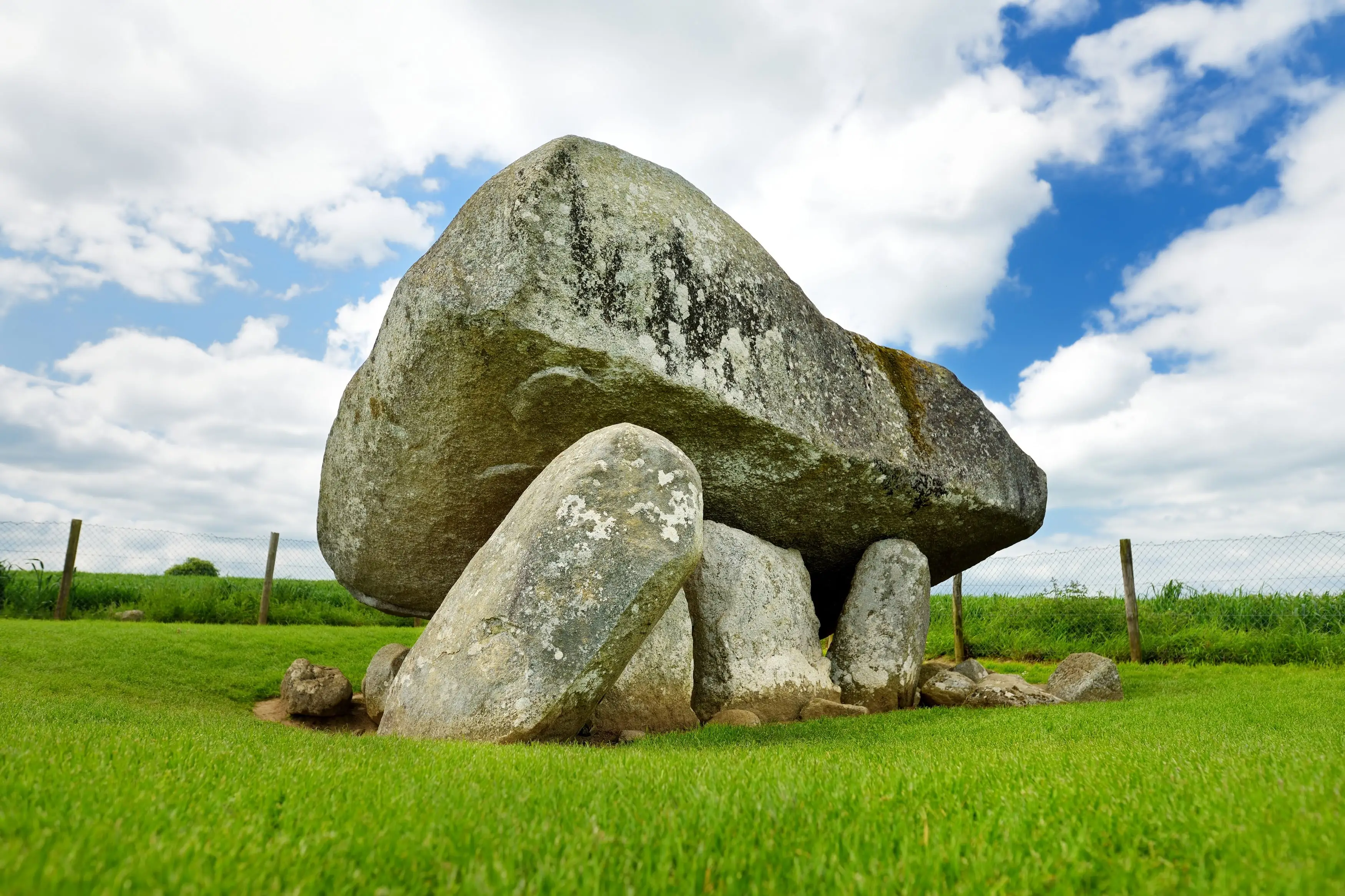 Dolmen de Brownshill - © MNStudio