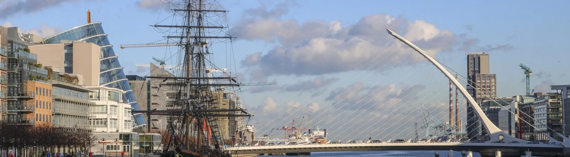 El Jeanie Johnston Barco de Vela y Museo de la Hambruna
