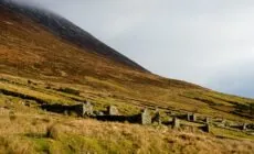 El pueblo de Slievemore - Guanatos Gwyn - cc