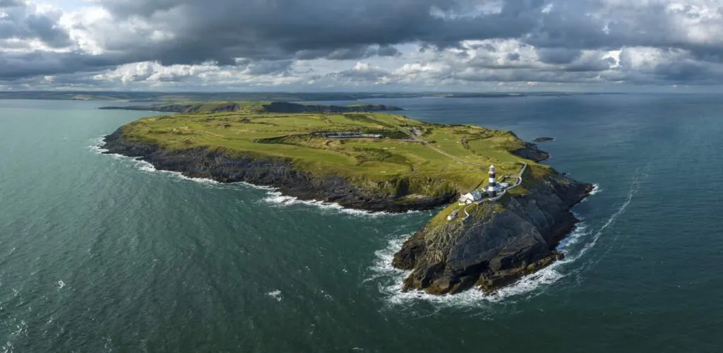 Irlanda: el faro de Old Head of Kinsale abre excepcionalmente sus puertas este fin de semana