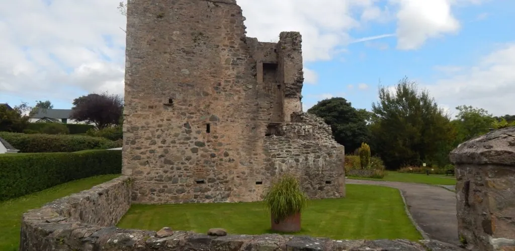 quoile castle 1