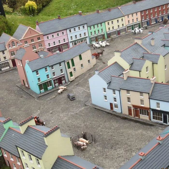 El West Cork Model Village 5 Le West Cork Model Village - Sinead McCarthy