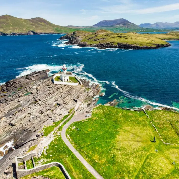 Vue sur le phare de Valentia Island - © MNStudio