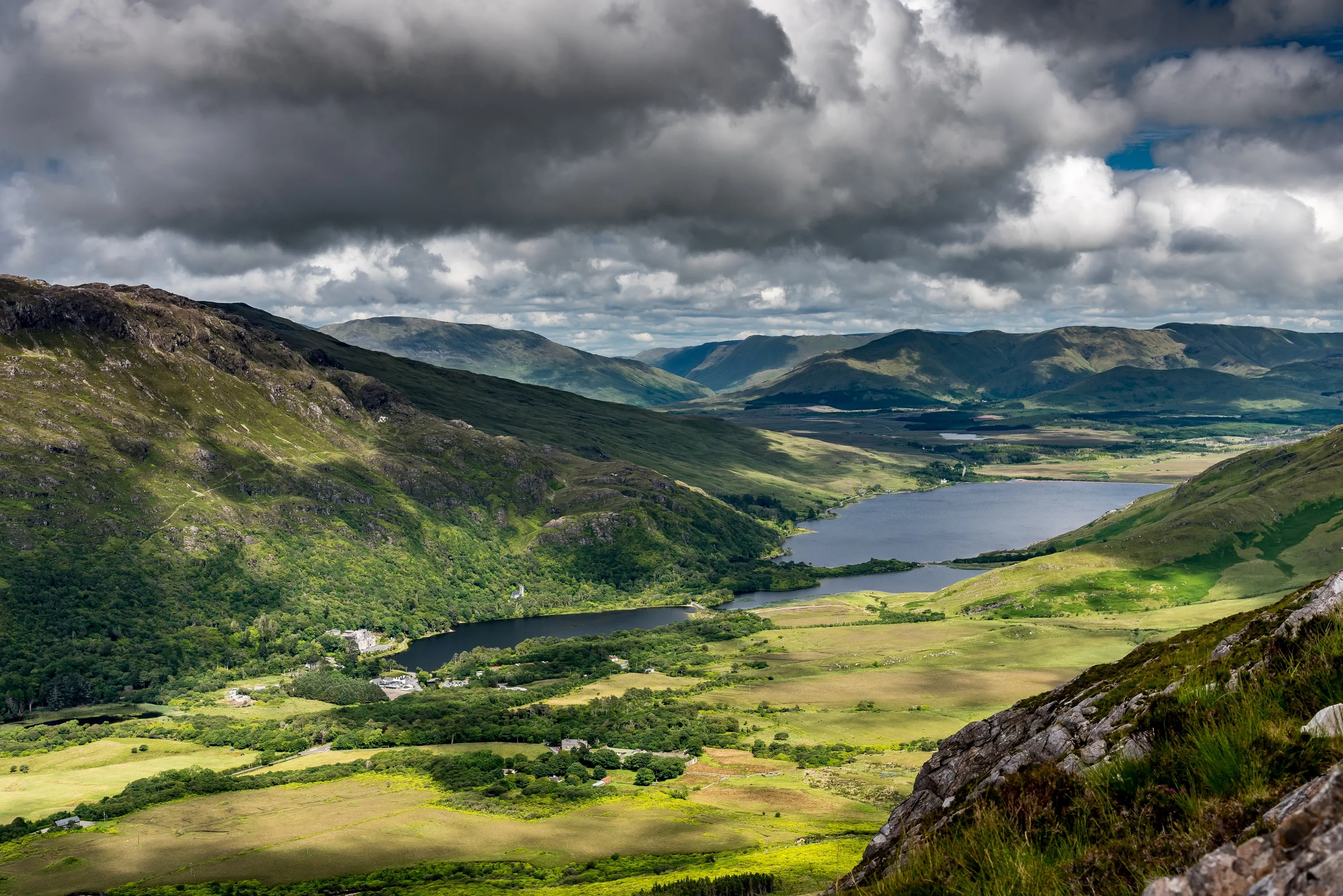 Kylemore lough - © Louis-Michel DESERT