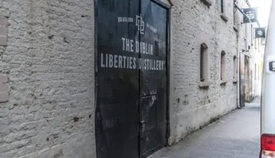 Entrada a la destilería Dublin Liberties - William Murphy - cc