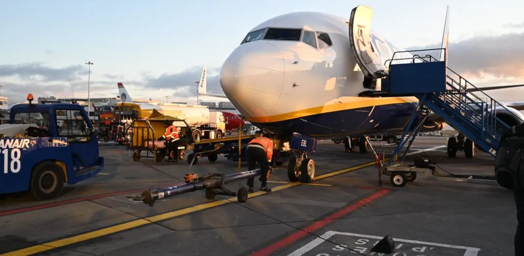 Covid-19: Irlanda suspende sus conexiones con Reino Unido
