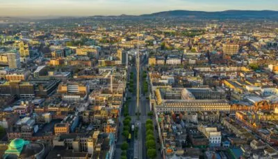 Vista aérea de O'Connell Street en Dublín