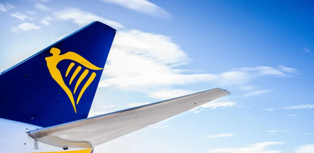 Ryanair vuelve al aeropuerto de Belfast con 12 nuevas rutas