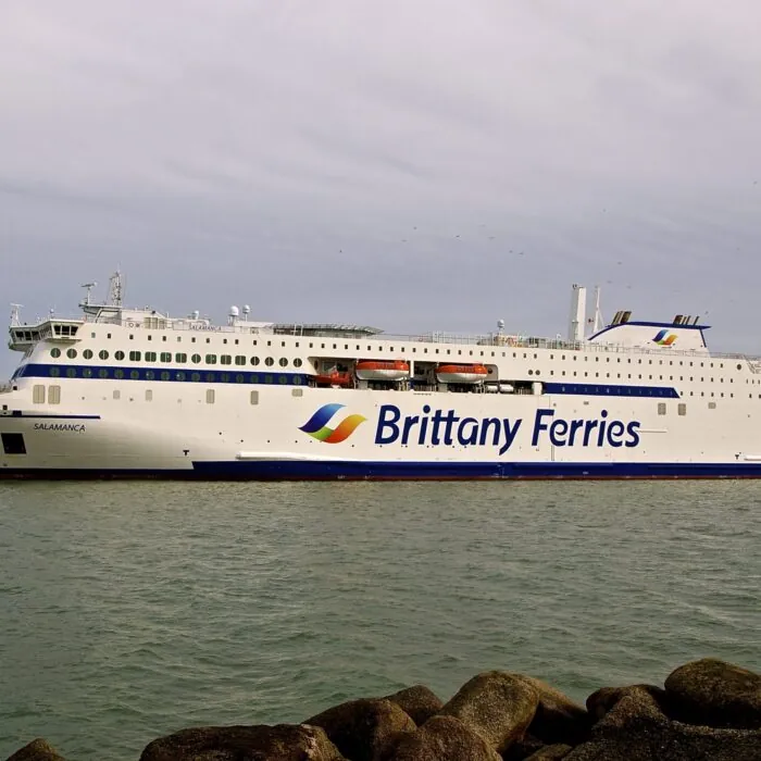 Ferry hacia Irlanda: ¿a favor o en contra de viajar en cabina?