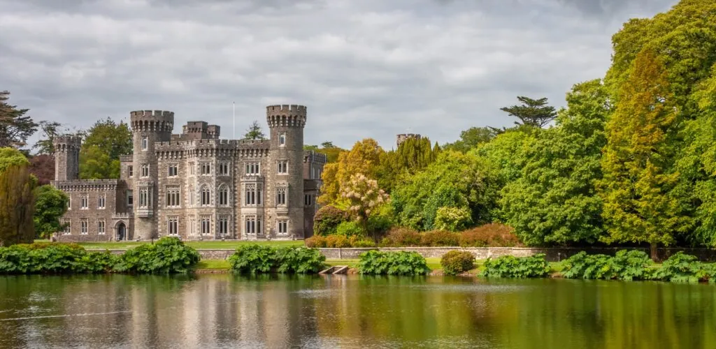 Irlanda: una habitación secreta de 800 años descubierta en el castillo de Johnstown