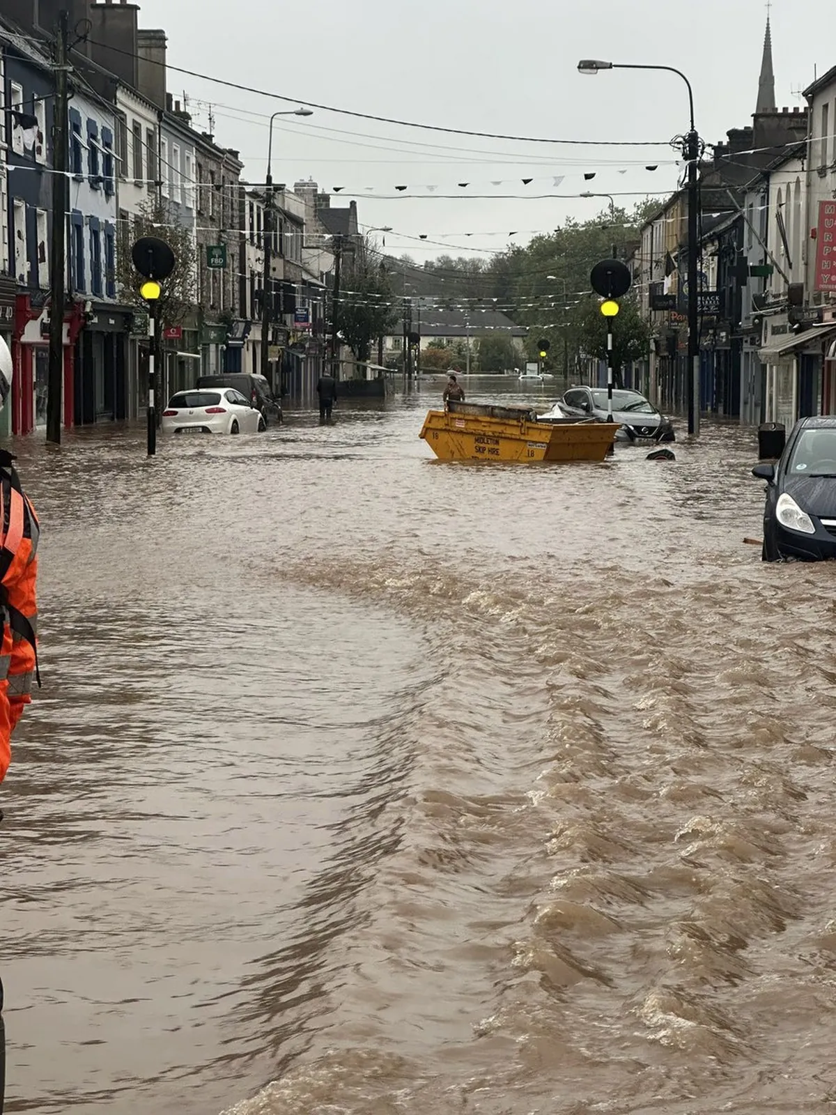 Midleton inondée - @JamesOConnorTD - Twitter