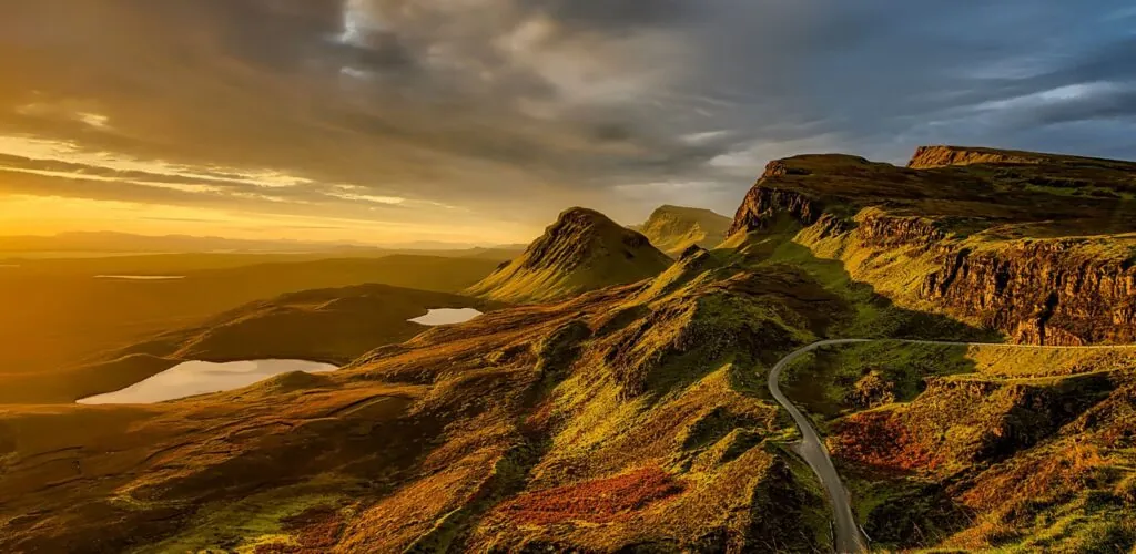Irlanda o Escocia: ¿qué destino elegir para un viaje inolvidable?