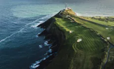 El faro de Old Head en Kinsale y su campo de golf - ©Old Head Golf Links