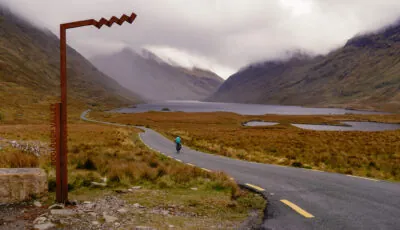 Las rutas ciclistas más bellas de Irlanda: 10 itinerarios impresionantes