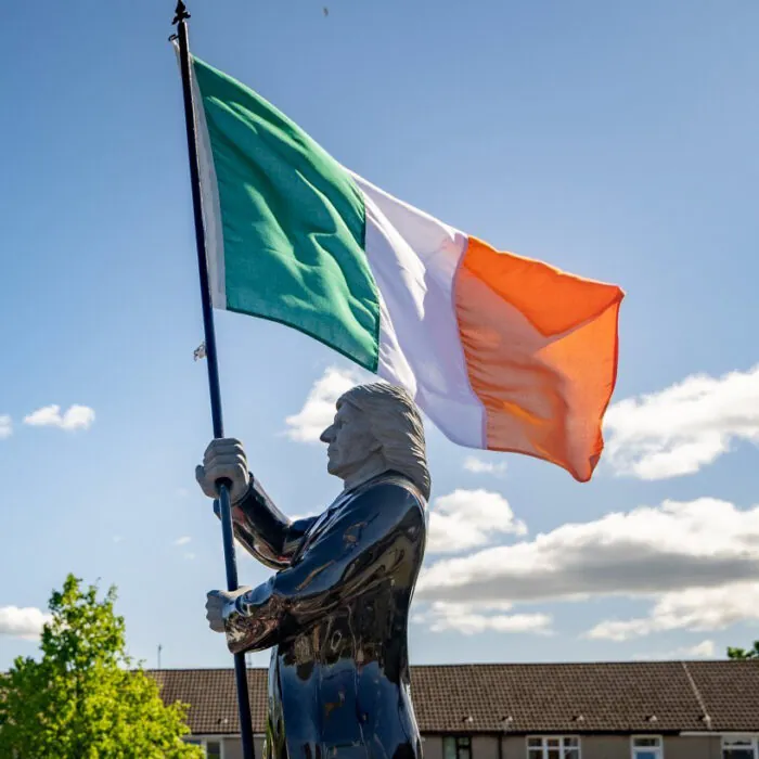 Estatua de Bobby Sands - @PolDeBuitleir (X)