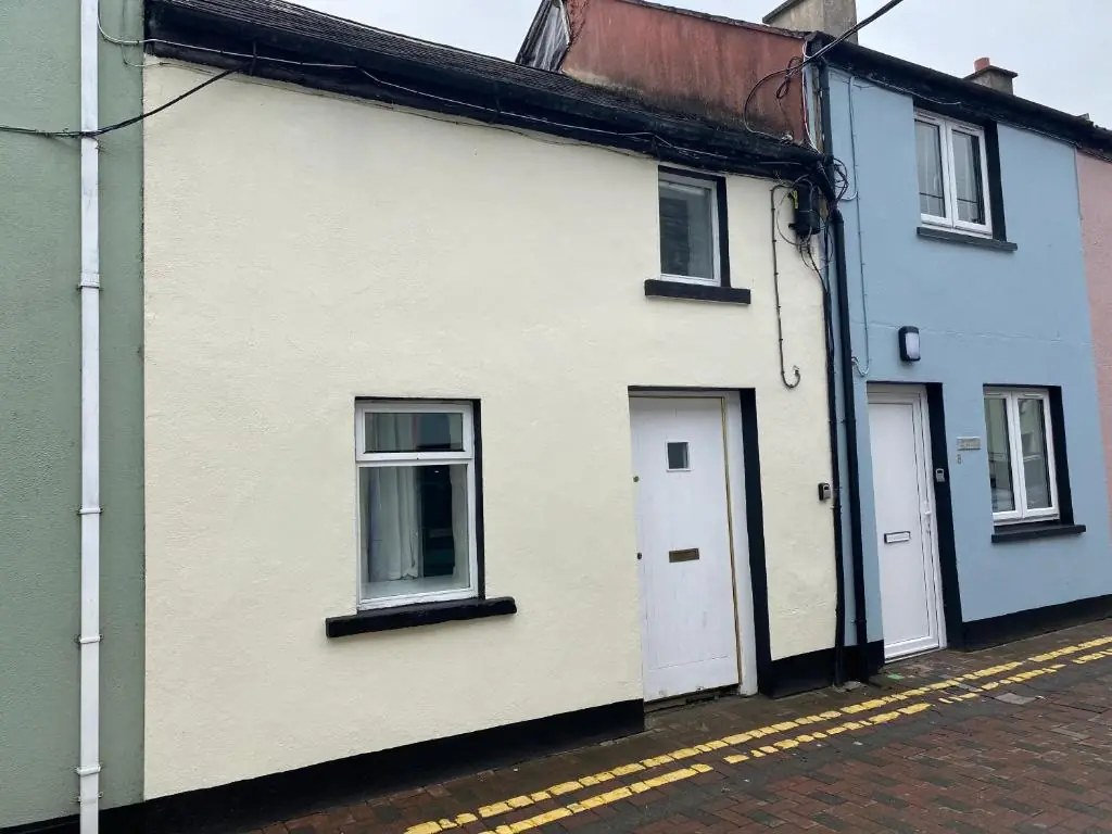 2 Bed Townhouse Eyre Square City Centre