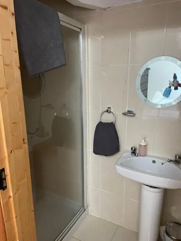 8 Alone It Stands Self Catering