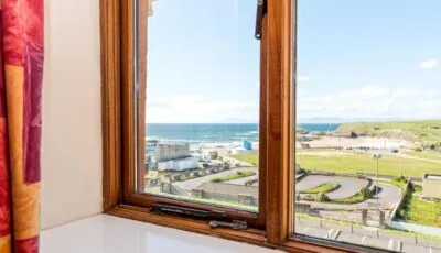 Atlantic Point Sea View Apartment