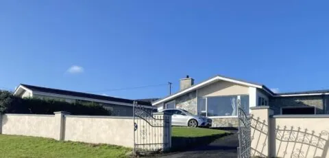 Ballyliffin bungalow with stunning beach views