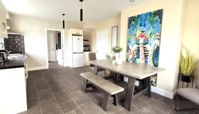 Beautiful Family Home by the Sea