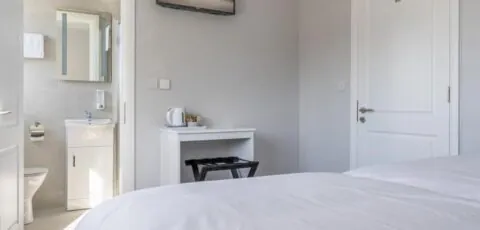 Burrows Lodge The Doneraile Room 2