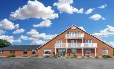 Coral Gables Guesthouse & Campsite