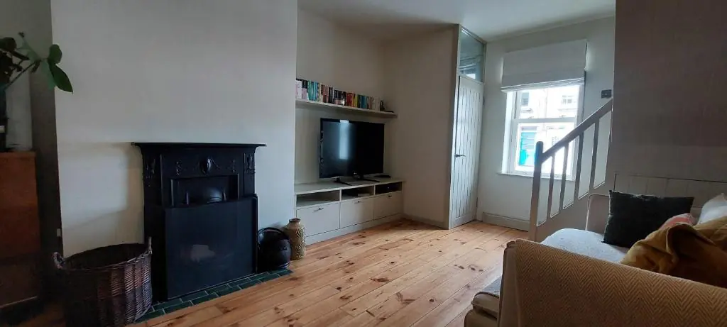 Cosy Home with Office - 10 Mins Stroll to Seafront