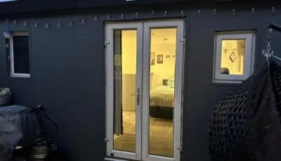 Cosy open plan Cabin in Dublin 11 suit 2 persons