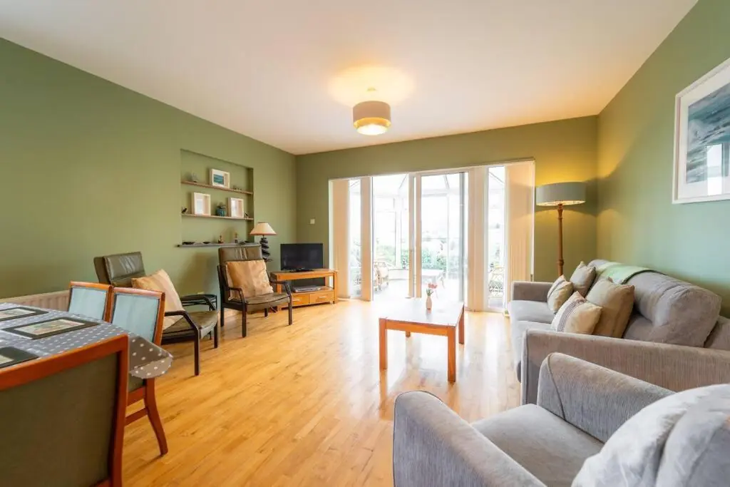 Dingle Harbour Hideaway