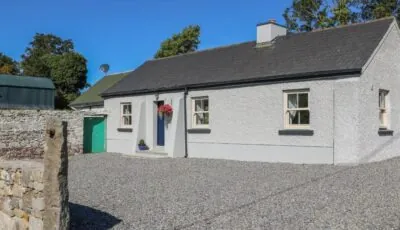 Macreddin Rock Holiday Cottage